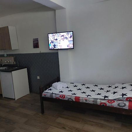 Vila Visni Lagadin Esterno foto