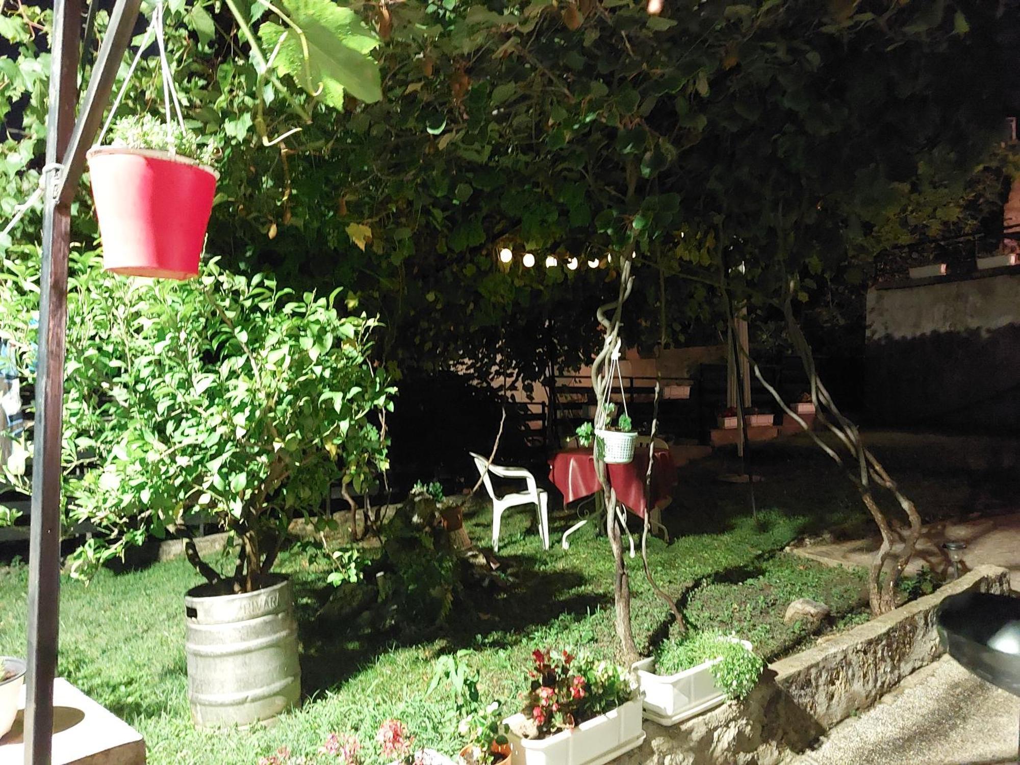 Vila Visni Lagadin Esterno foto